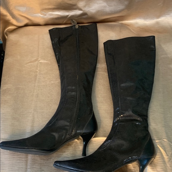 Donald J. Pliner Black Heeled Boots - Picture 4 of 8